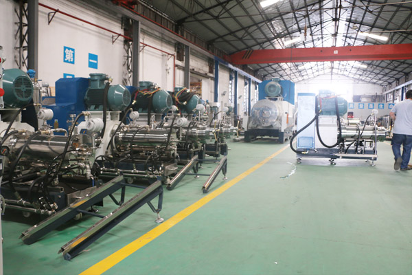 某訂單第二批10臺(tái)LTD30BA棒銷砂磨機(jī)出貨現(xiàn)場